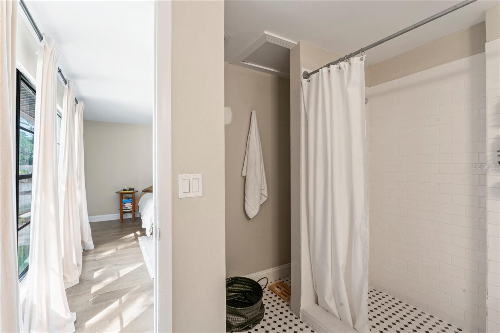 Image 49 of 62 For 16303 Calidonia Lane