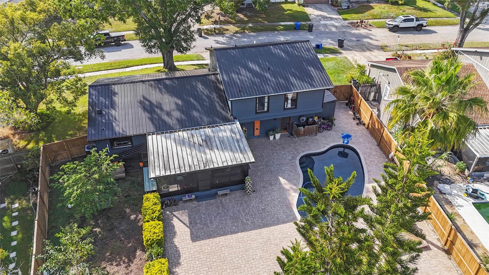 Image 6 of 62 For 16303 Calidonia Lane