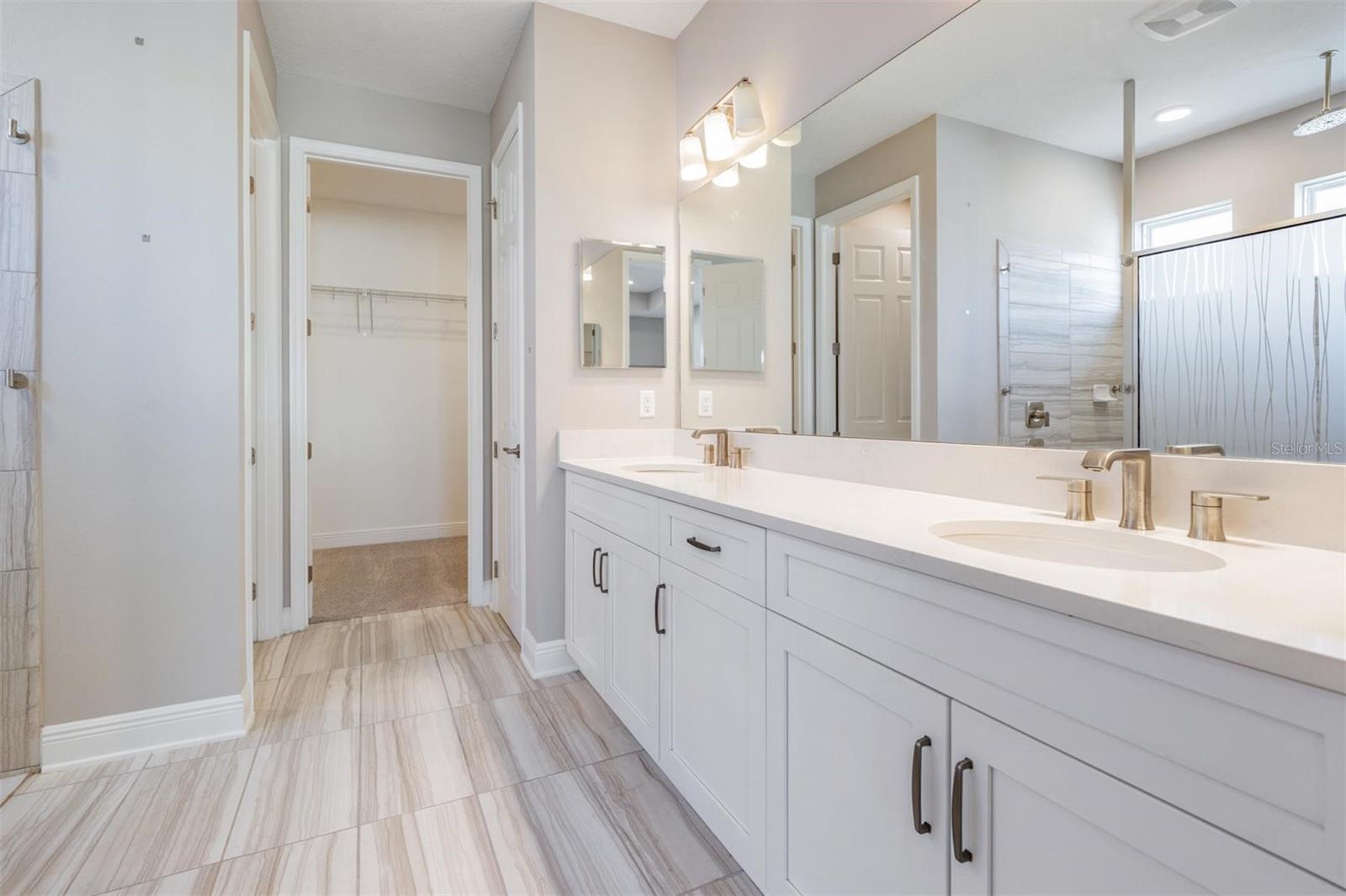 Image 16 of 45 For 33091 Sycamore Leaf Drive