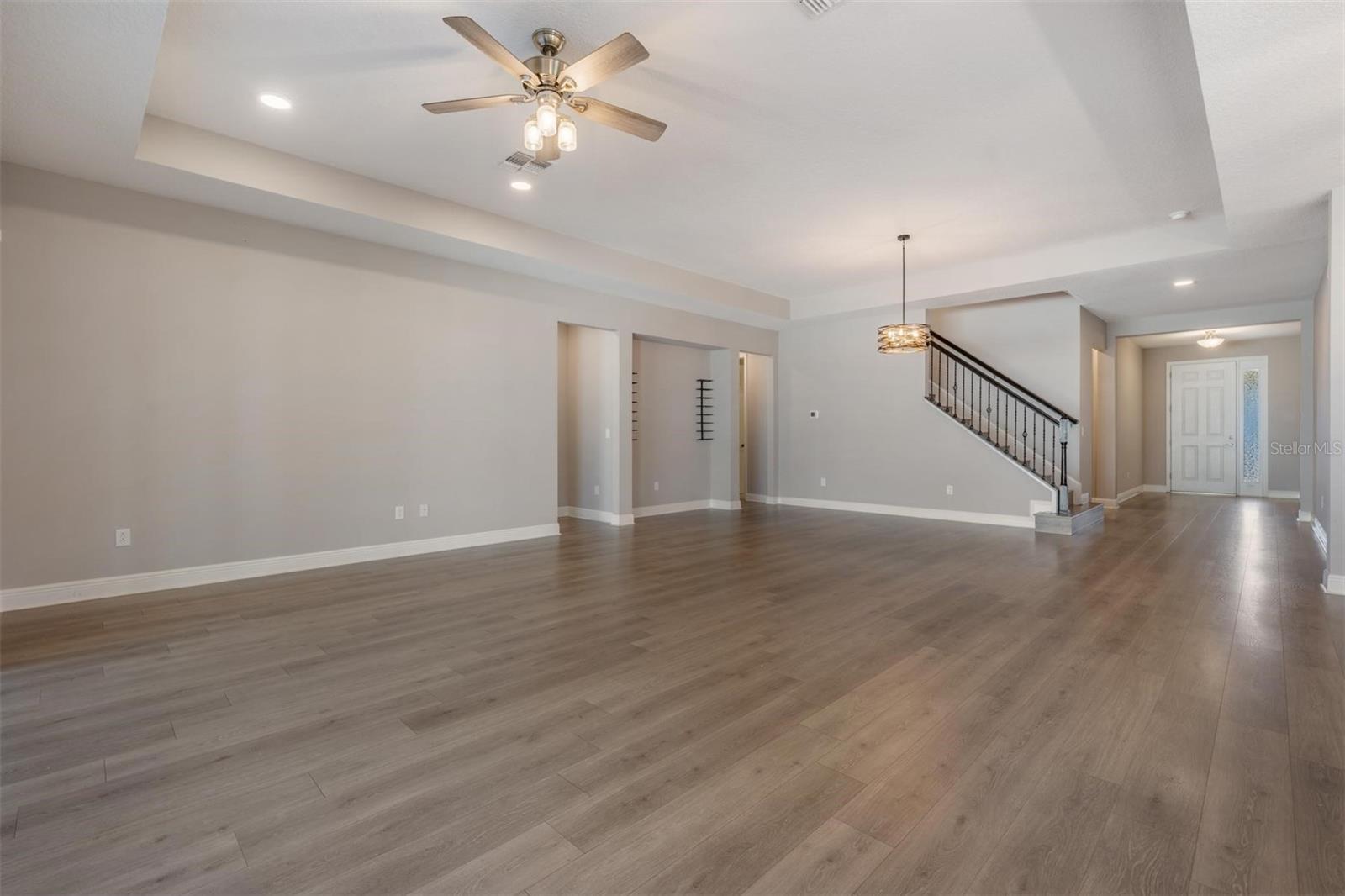 Image 4 of 45 For 33091 Sycamore Leaf Drive