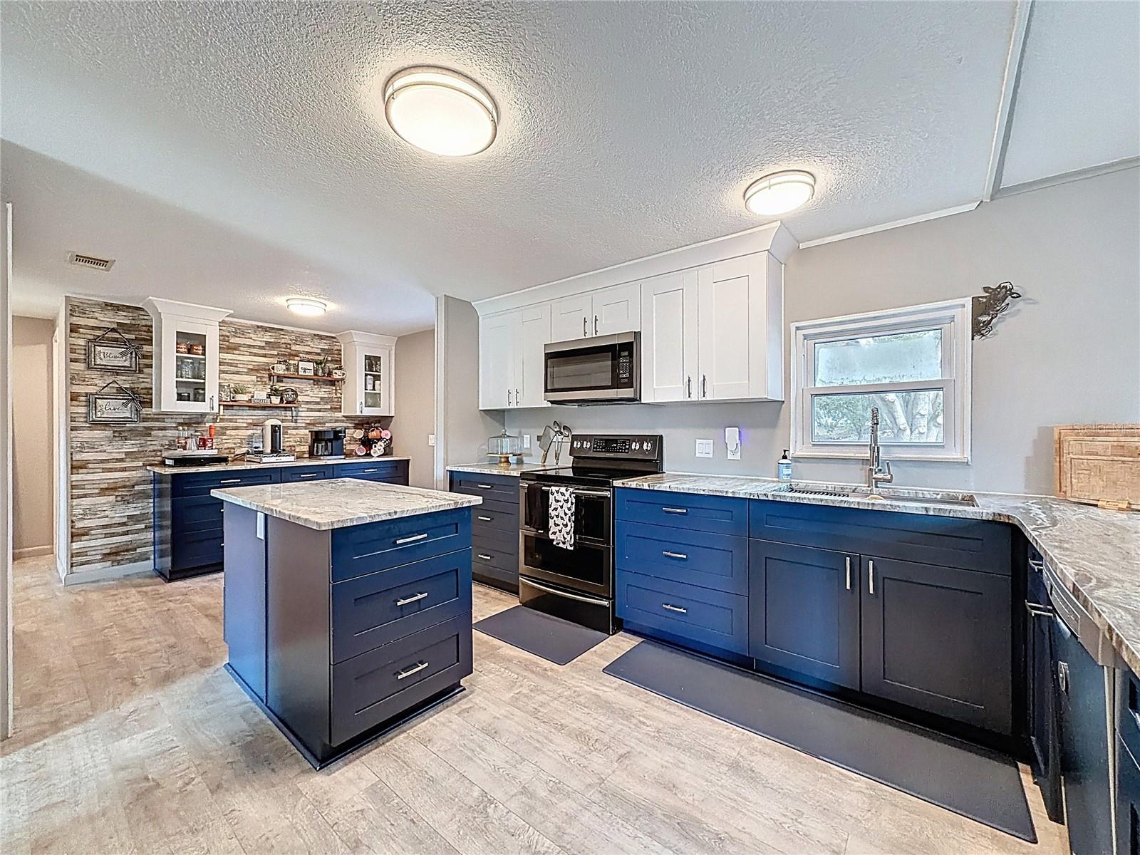 Image 14 of 68 For 2928 Holly Hill Grove 2 Road