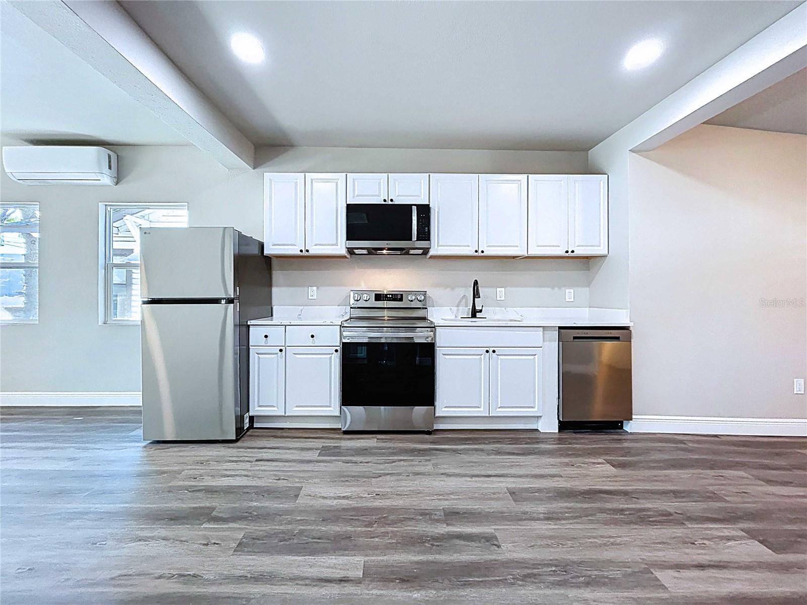 Image 16 of 70 For 1621 7th Avenue N