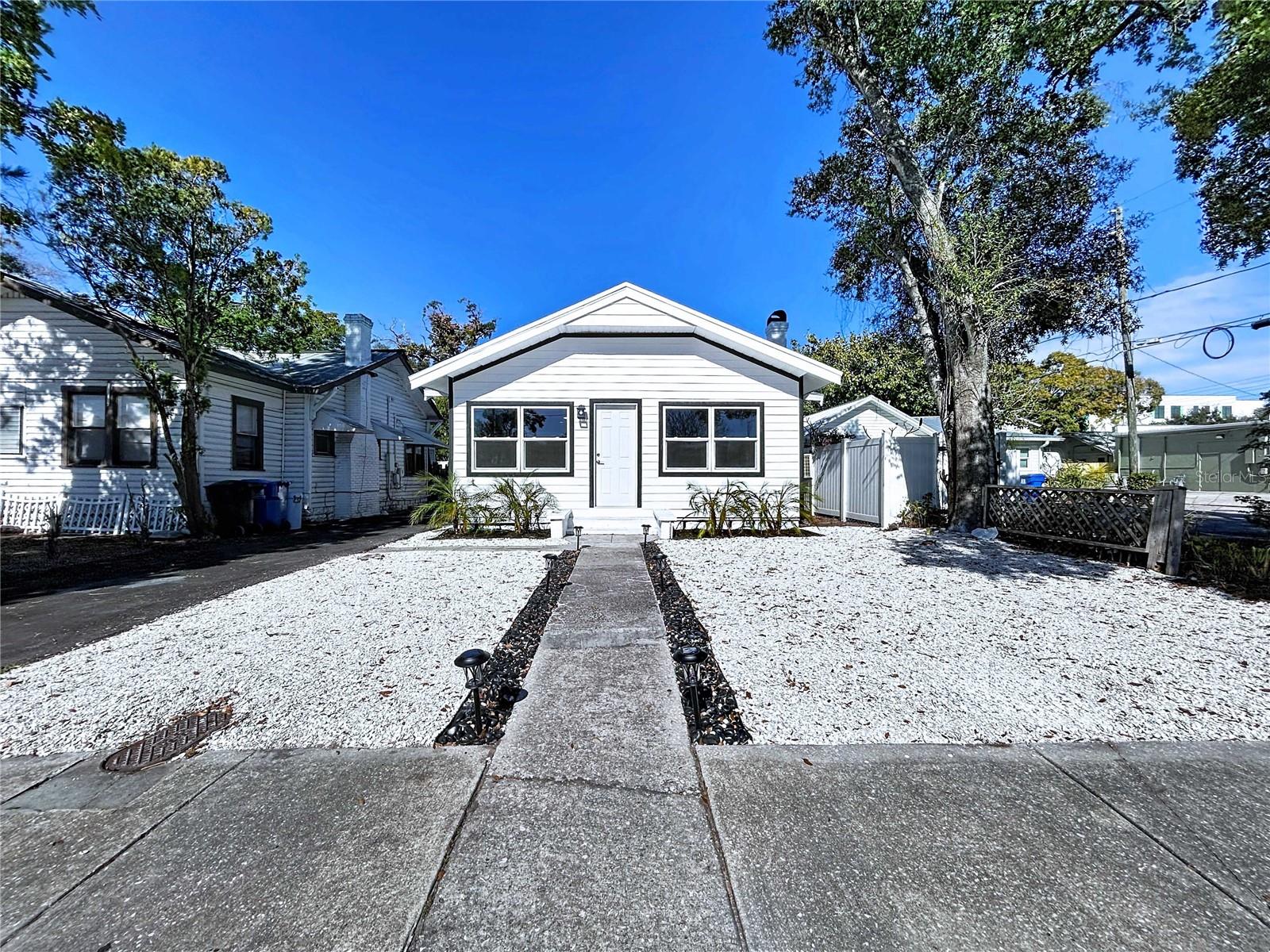 Image 4 of 70 For 1621 7th Avenue N