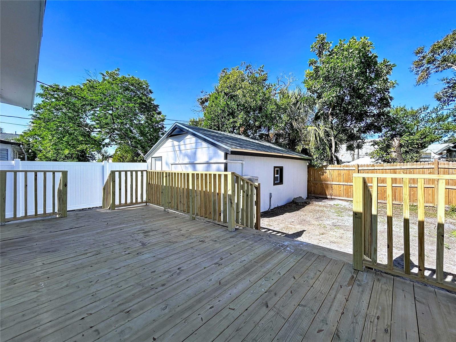 Image 43 of 70 For 1621 7th Avenue N