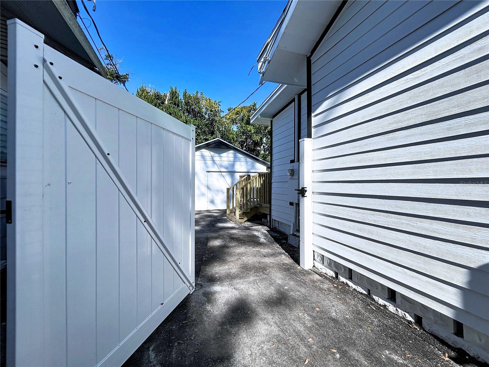 Image 55 of 70 For 1621 7th Avenue N