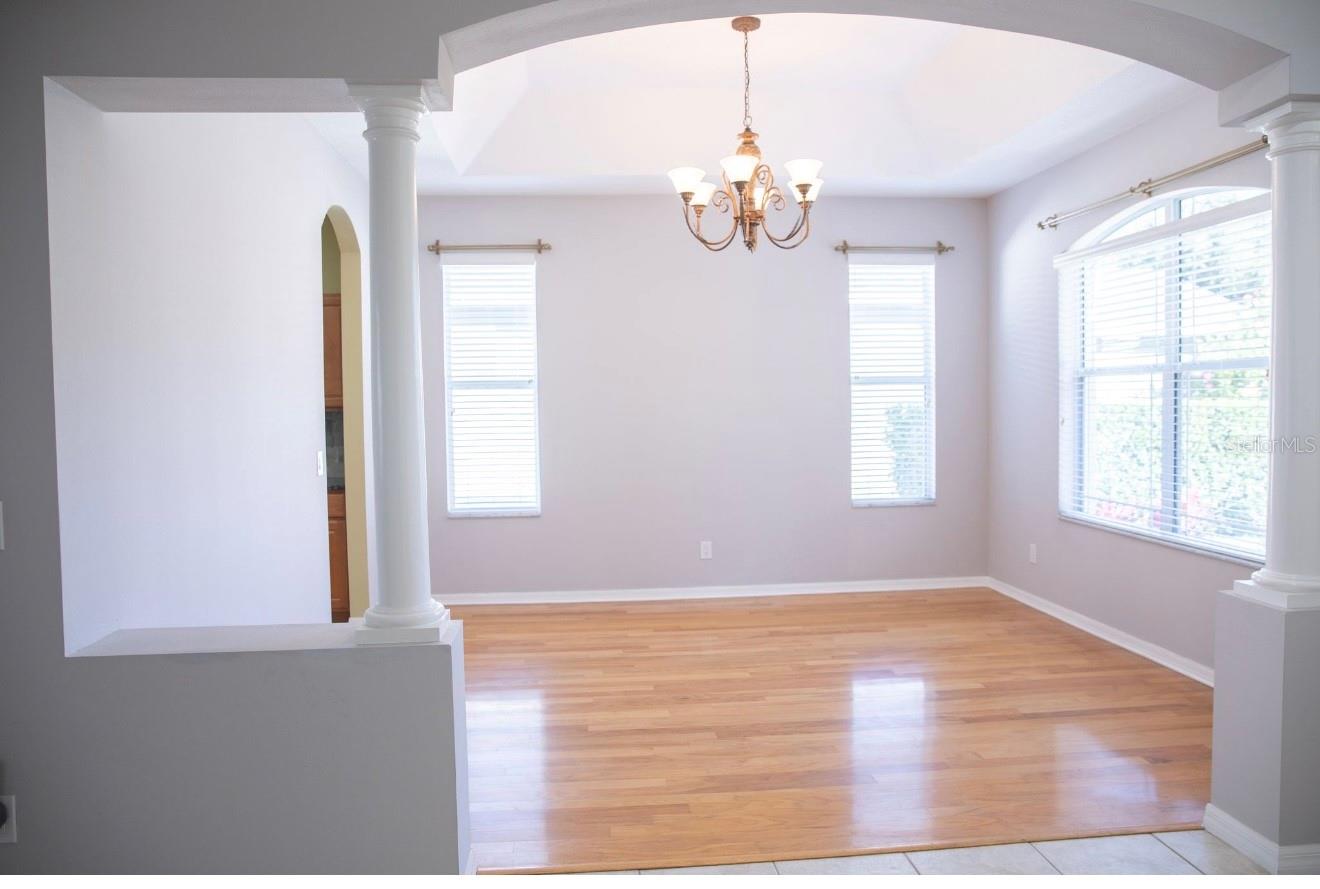 Image 4 of 33 For 1616 Harvest Grove Court