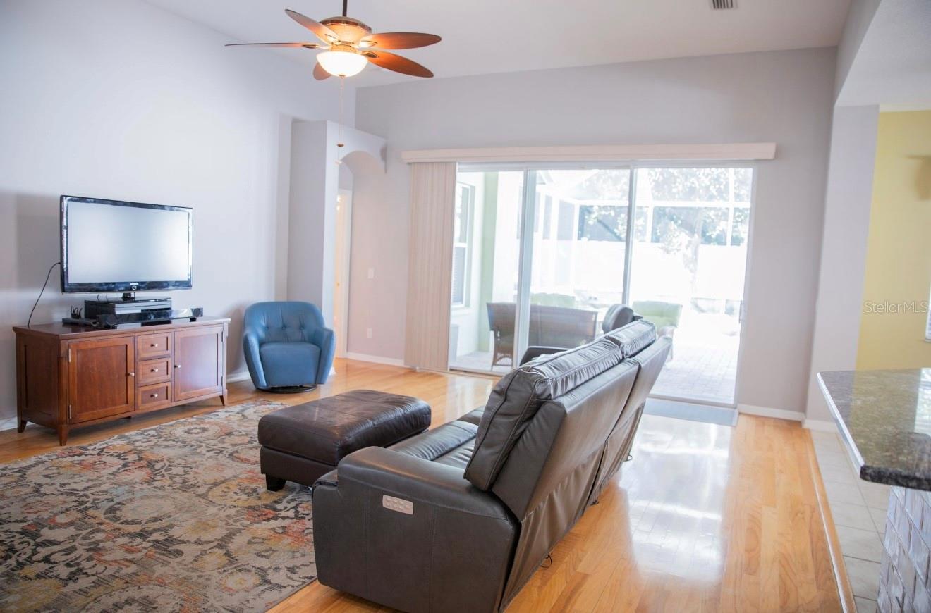 Image 8 of 33 For 1616 Harvest Grove Court