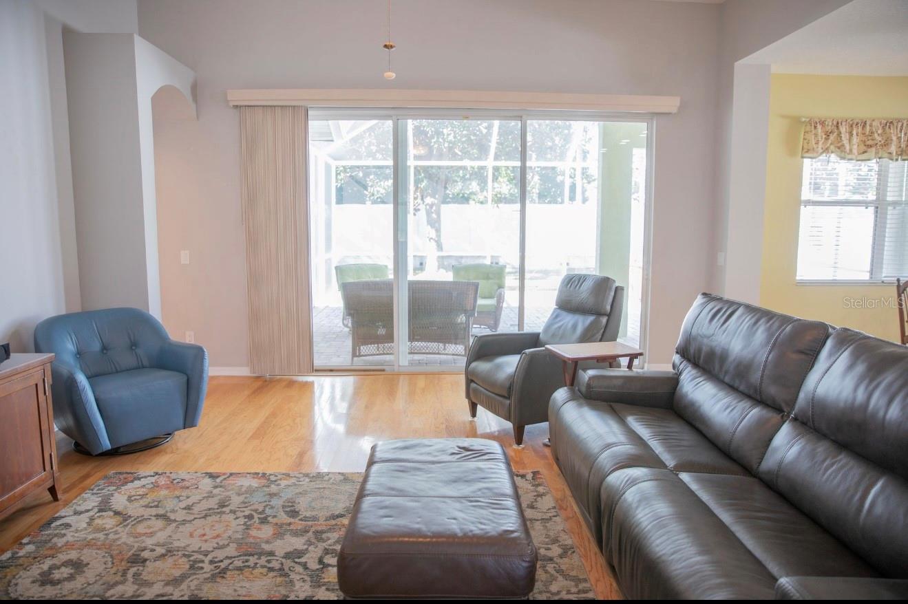 Image 9 of 33 For 1616 Harvest Grove Court