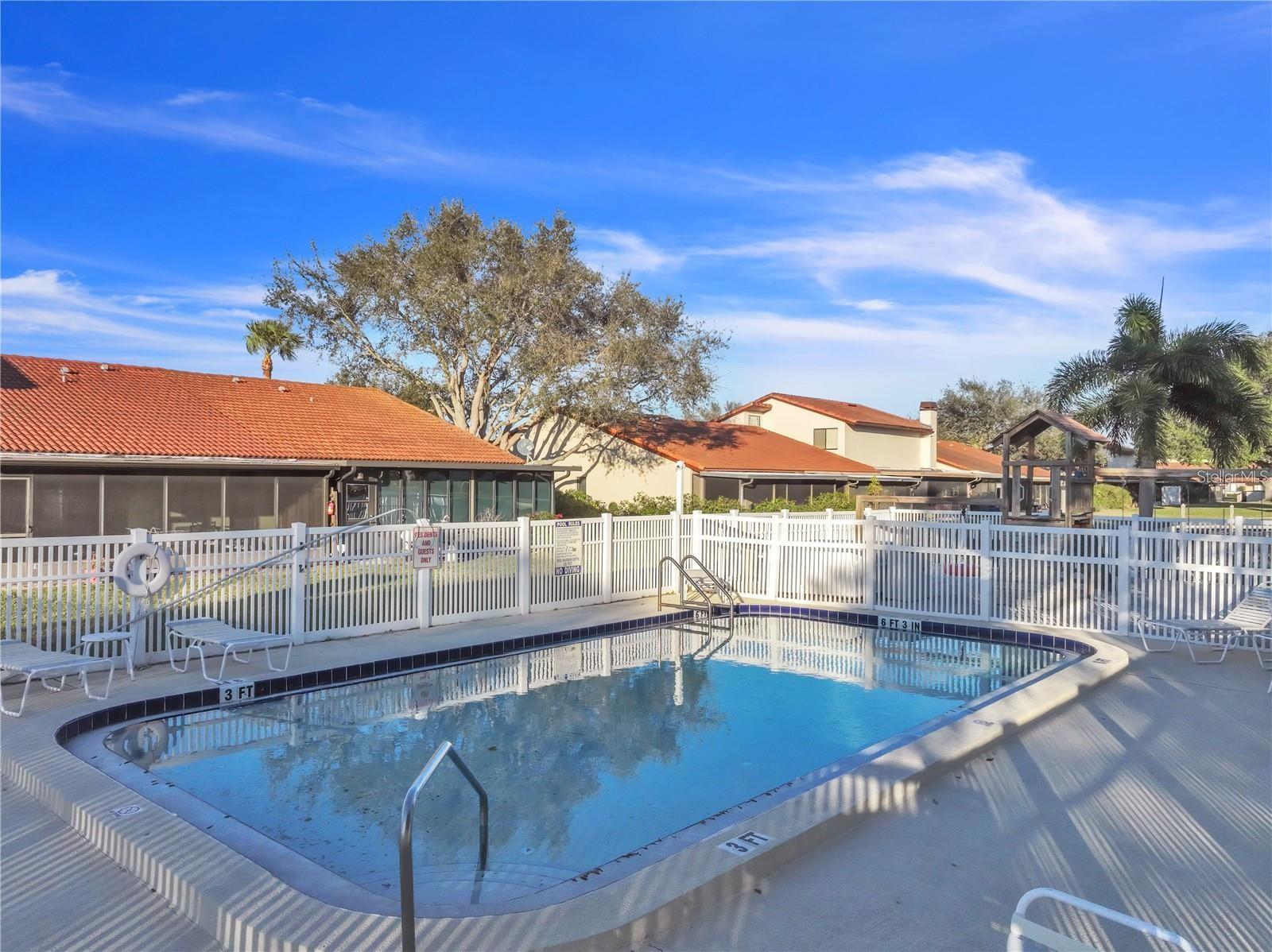 Image 31 of 36 For 7360 Ulmerton Road 20f