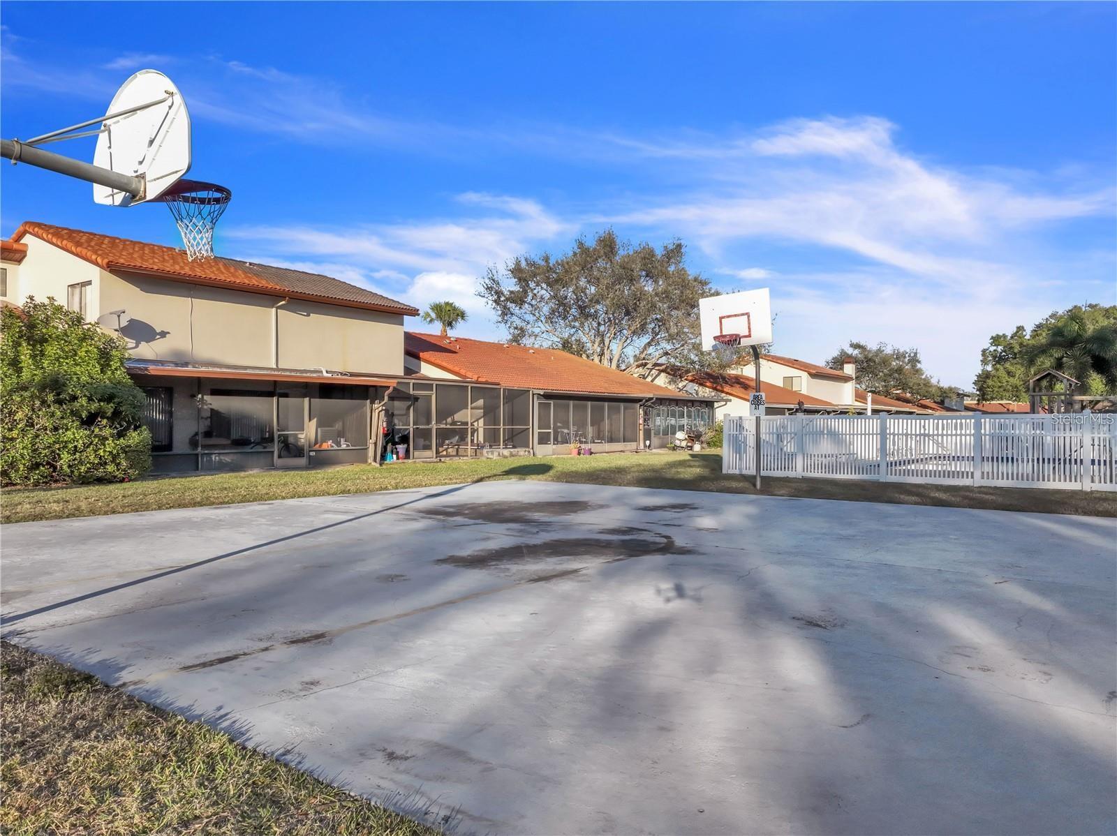 Image 33 of 36 For 7360 Ulmerton Road 20f