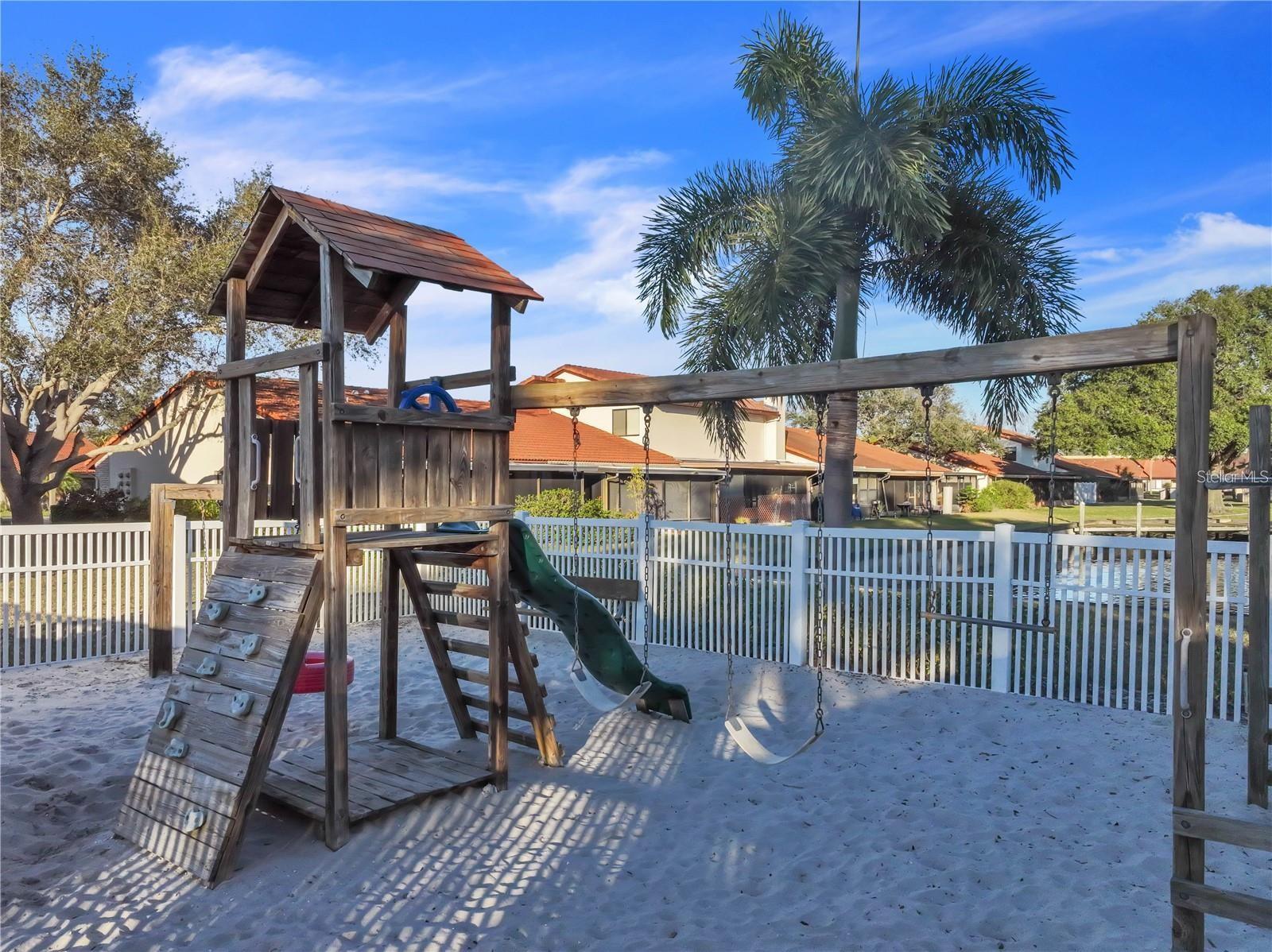 Image 35 of 36 For 7360 Ulmerton Road 20f