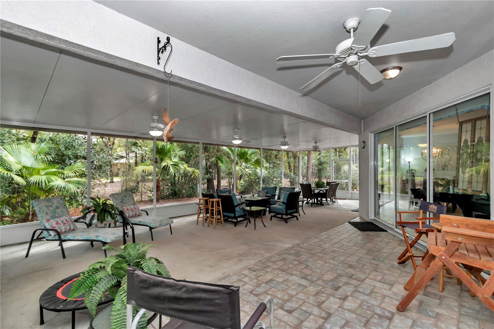 Image 23 of 61 For 10257 Sw 193rd Ct