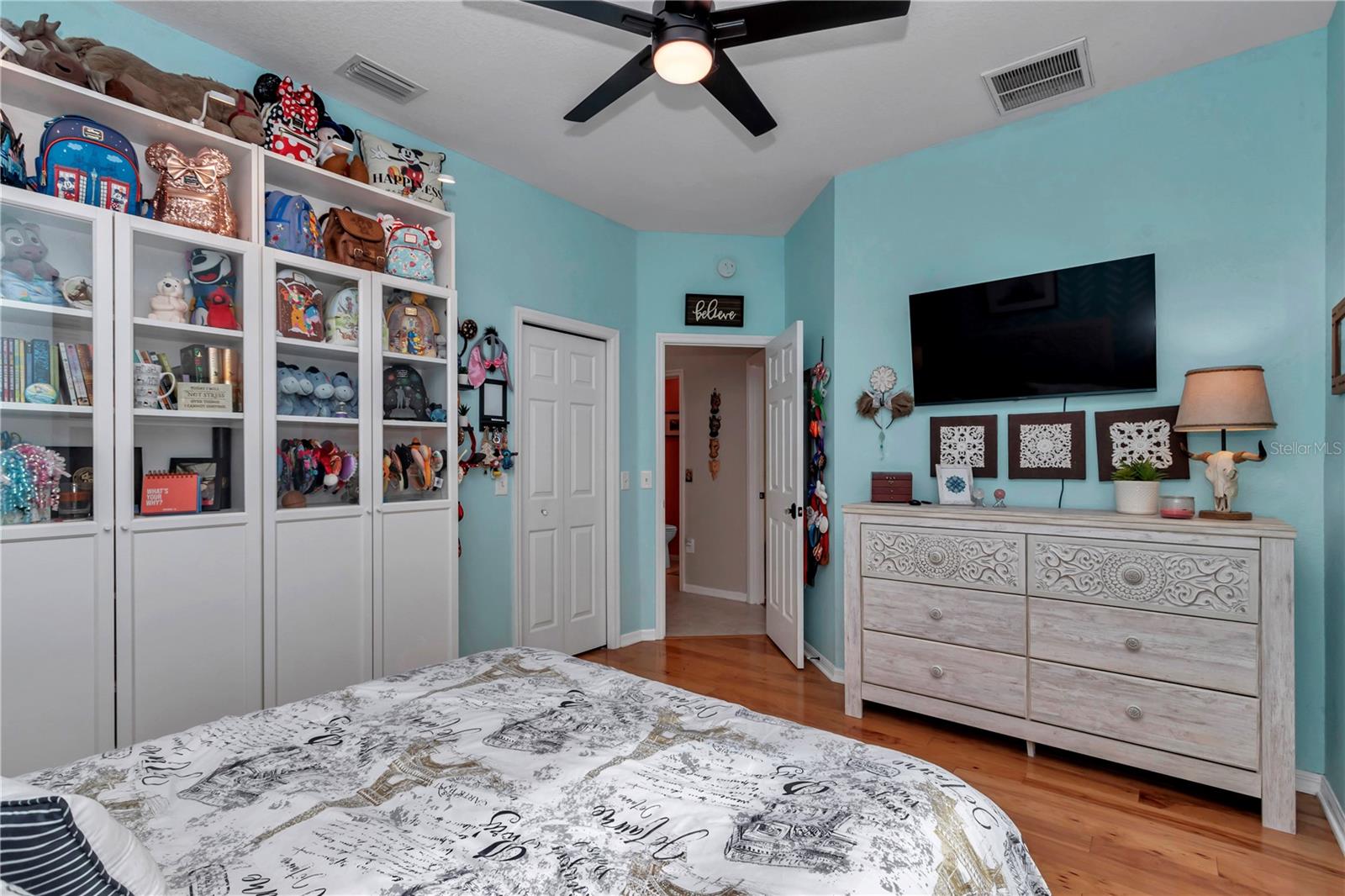 Image 25 of 61 For 10257 Sw 193rd Ct