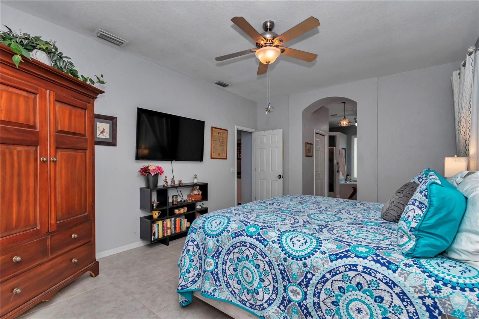 Image 31 of 61 For 10257 Sw 193rd Ct