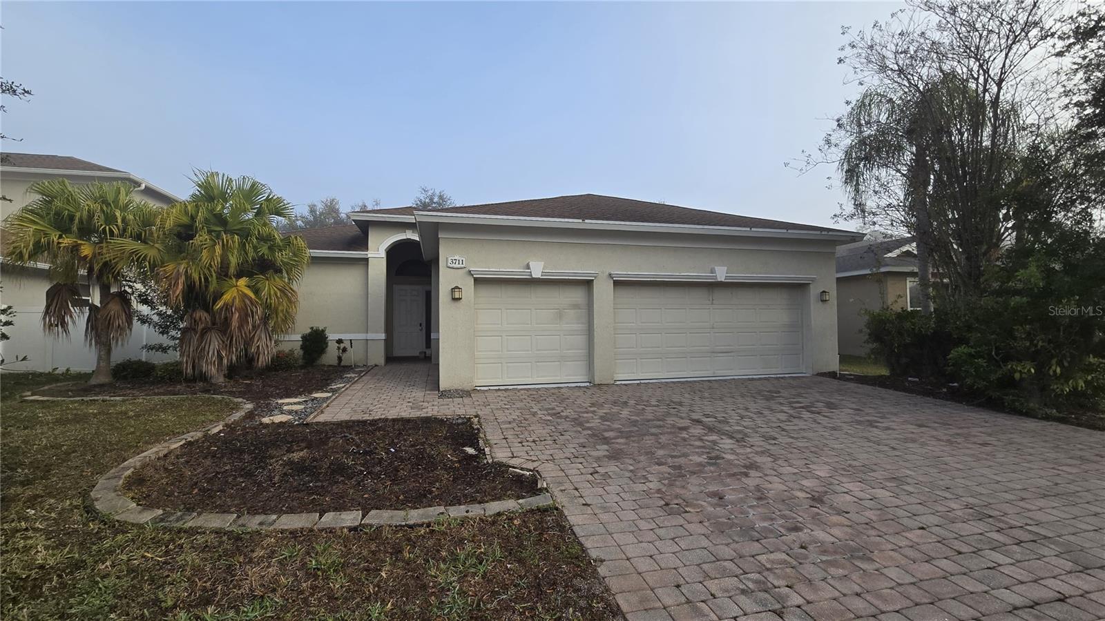 Listing Details for 3711 65th Avenue E, SARASOTA, FL 34243