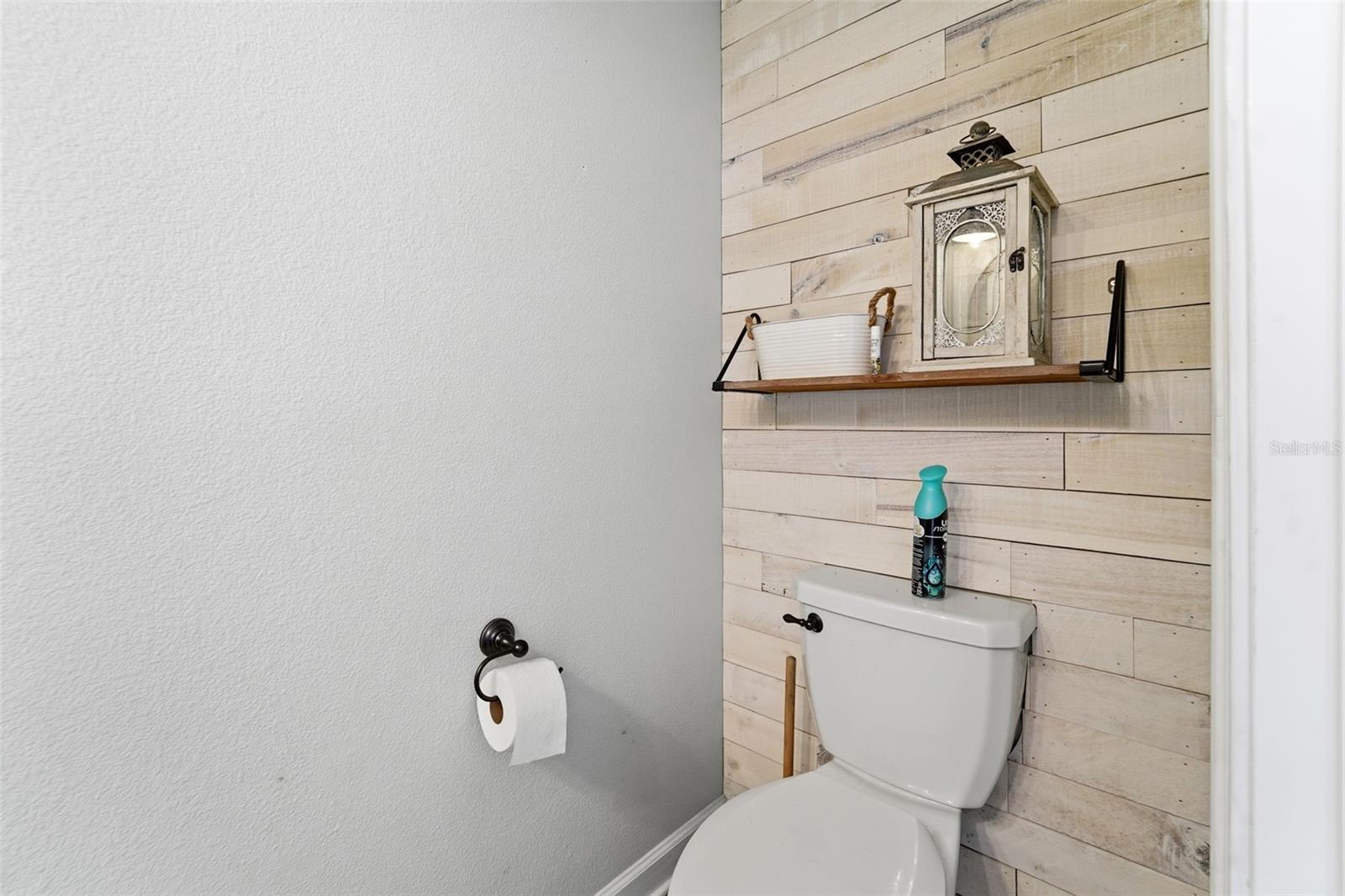 Image 17 of 33 For 1338 Royal St. George