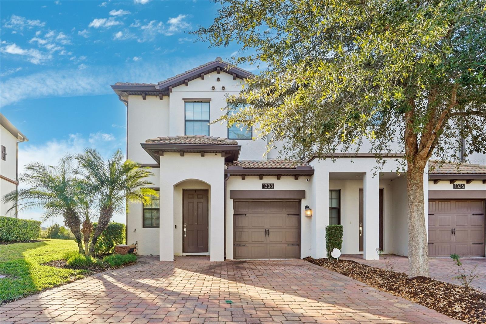 Image 2 of 33 For 1338 Royal St. George