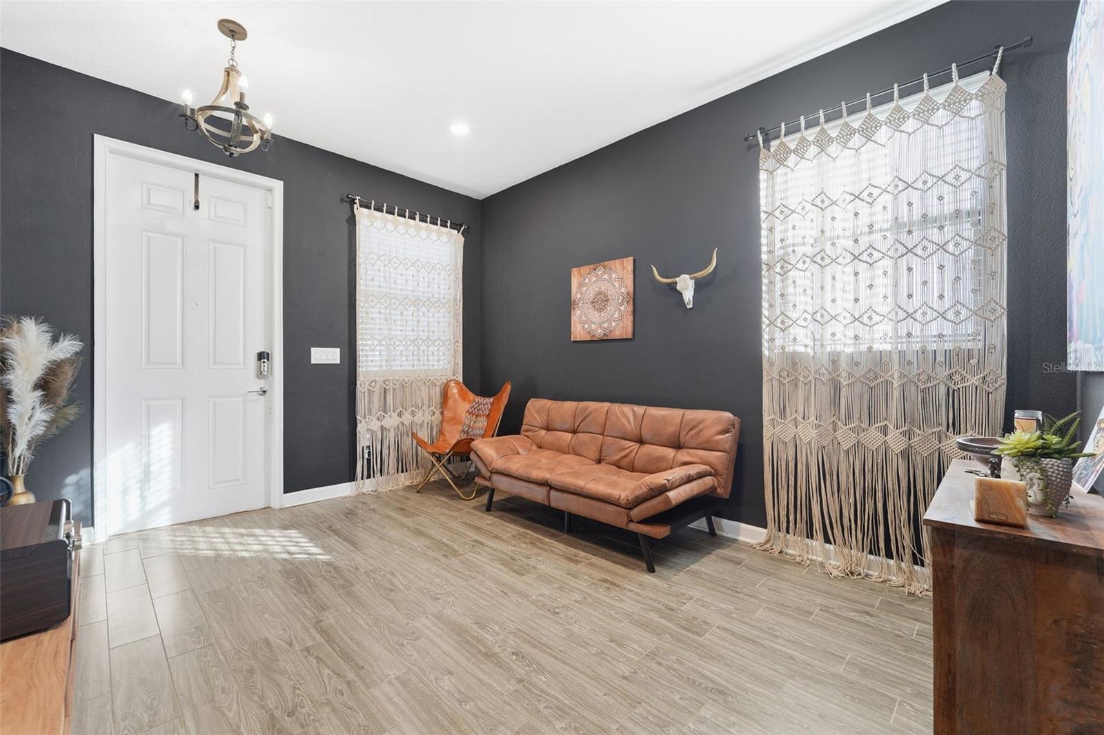 Image 5 of 33 For 1338 Royal St. George