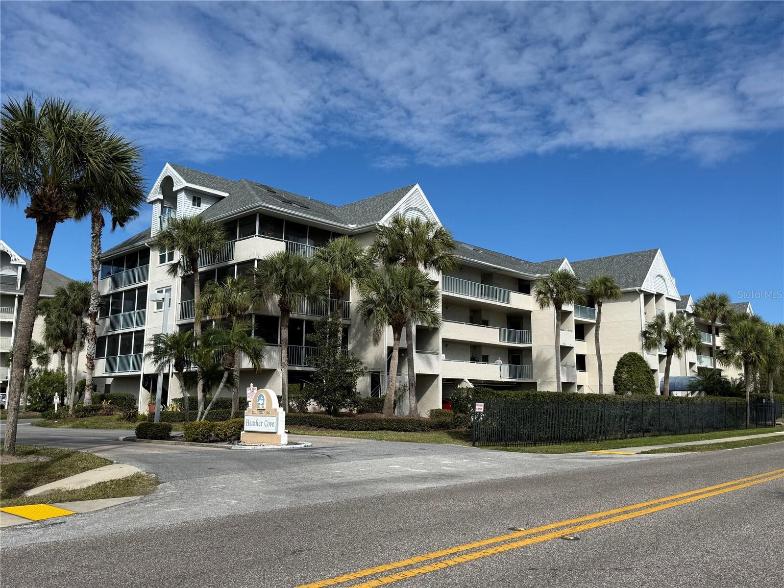 Image 20 of 21 For 5557 Sea Forest Drive 114