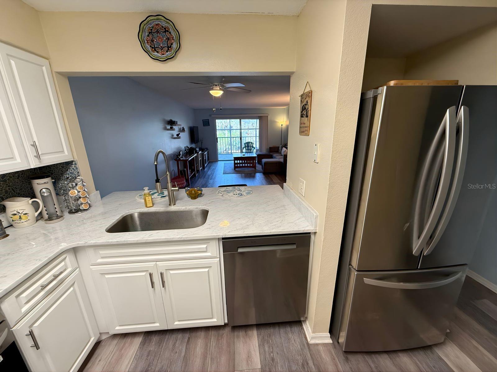 Image 7 of 21 For 5557 Sea Forest Drive 114