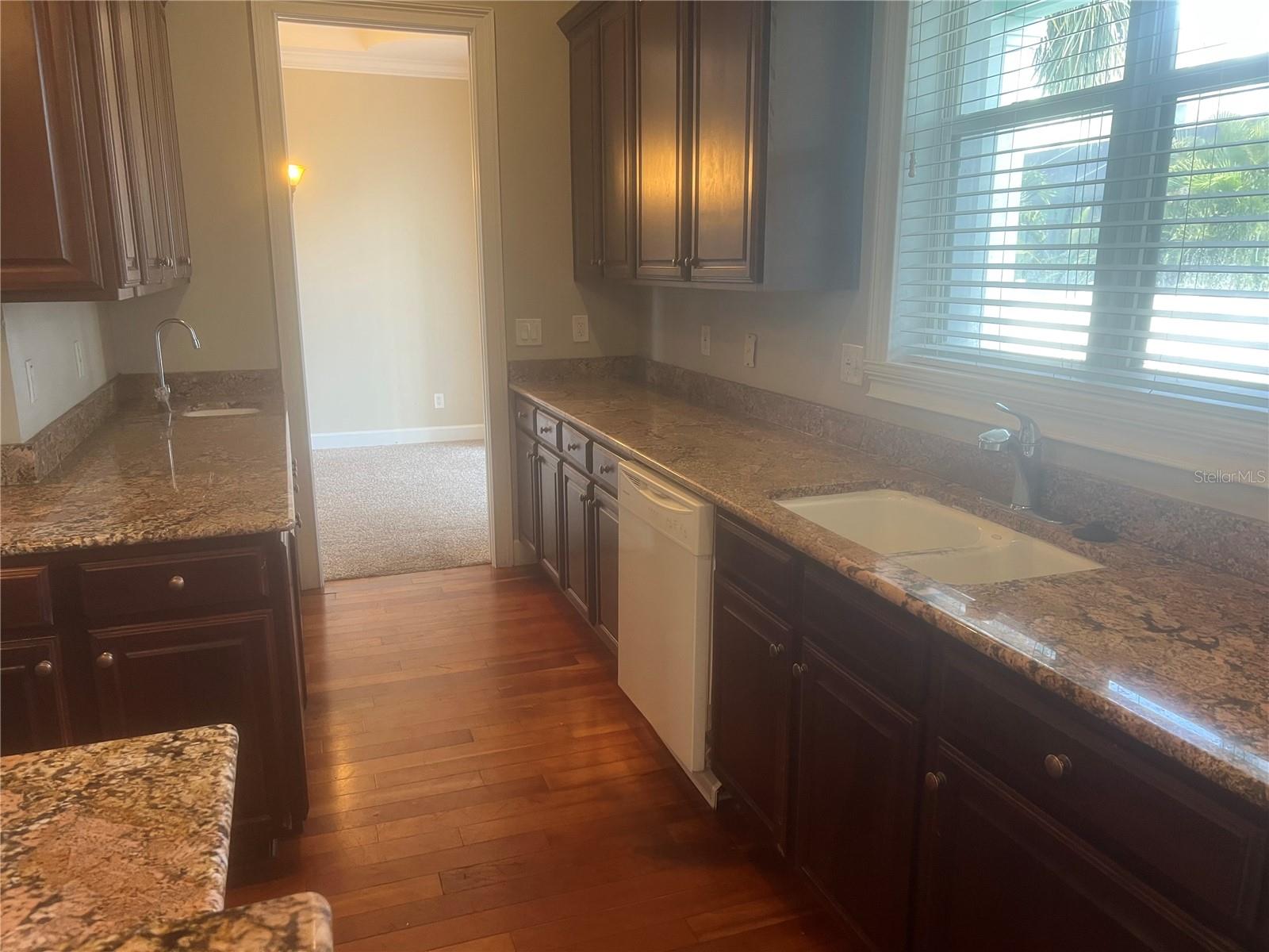 Image 12 of 54 For 6573 Simone Shores Circle