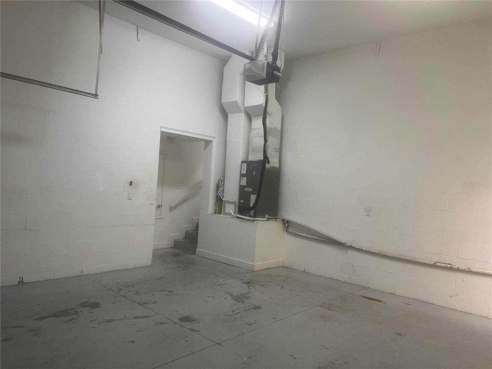 Image 34 of 54 For 6573 Simone Shores Circle