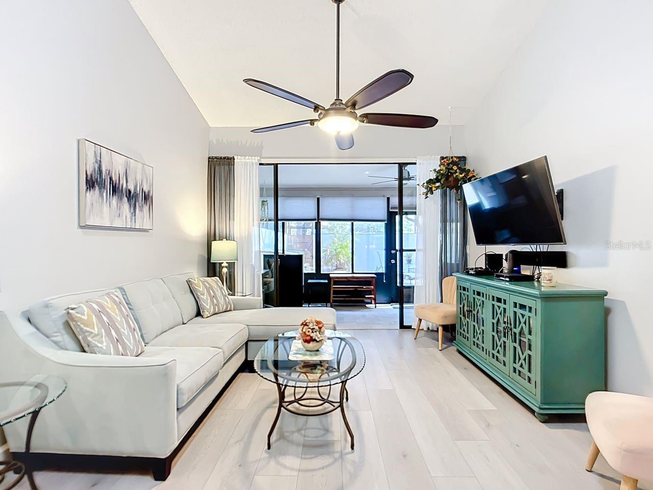 Image 12 of 39 For 2907 Oak Lane