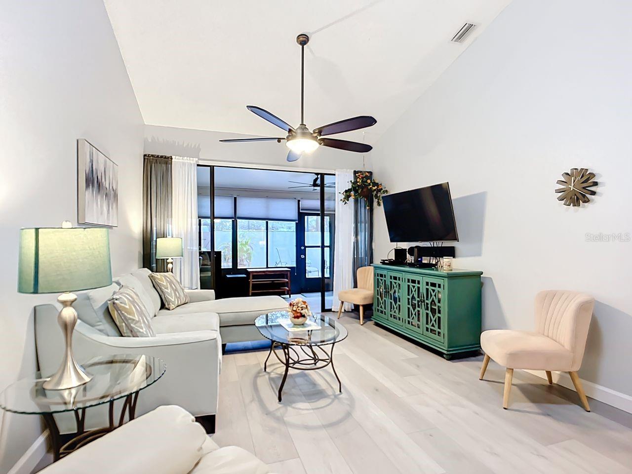 Image 13 of 39 For 2907 Oak Lane