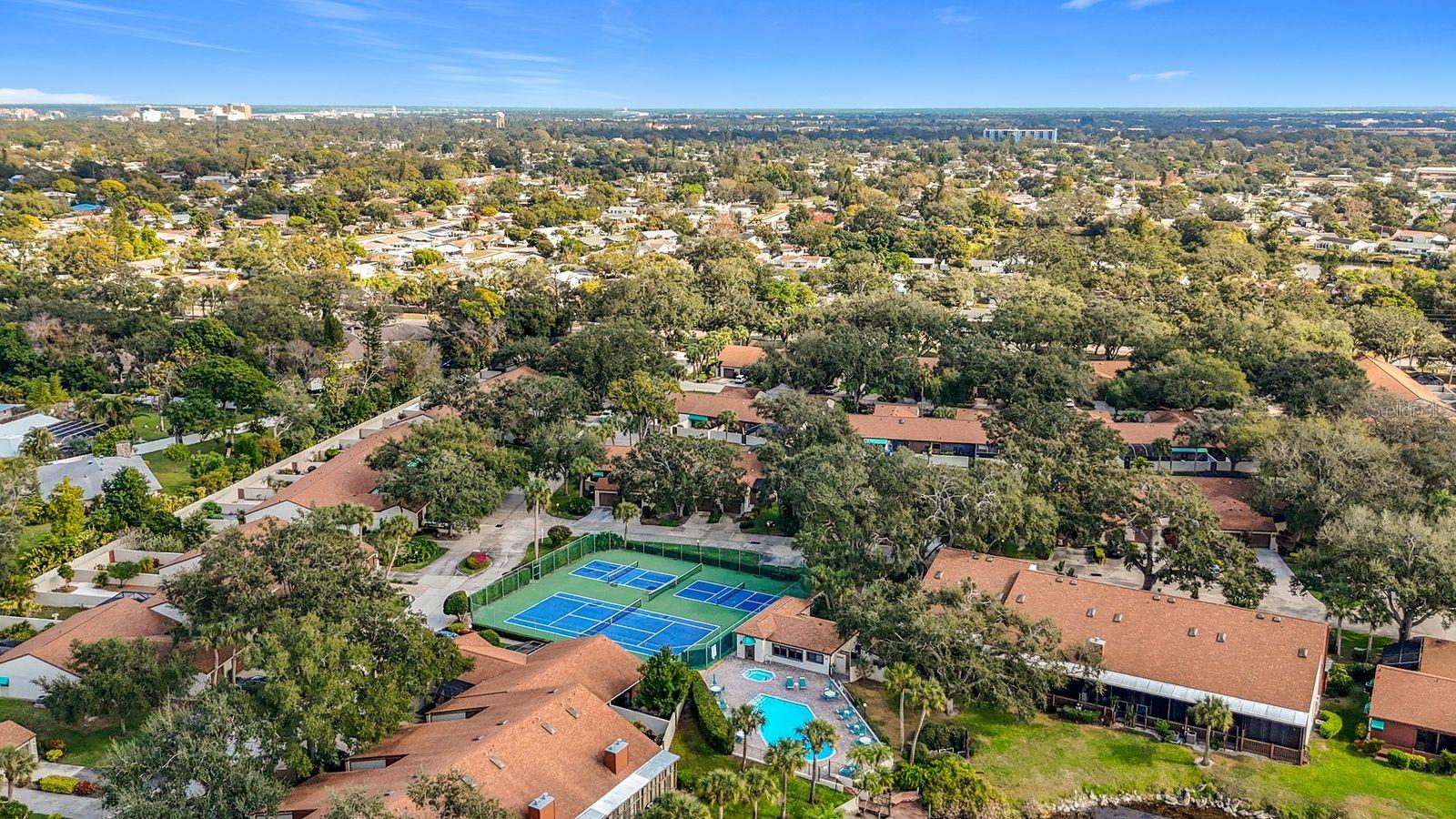 Image 34 of 39 For 2907 Oak Lane