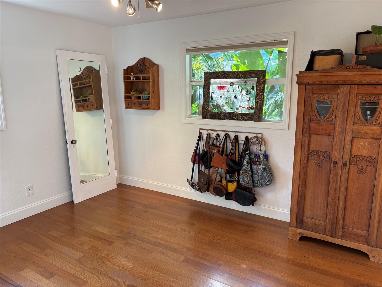 Image 15 of 19 For 4716 Wyoming Avenue