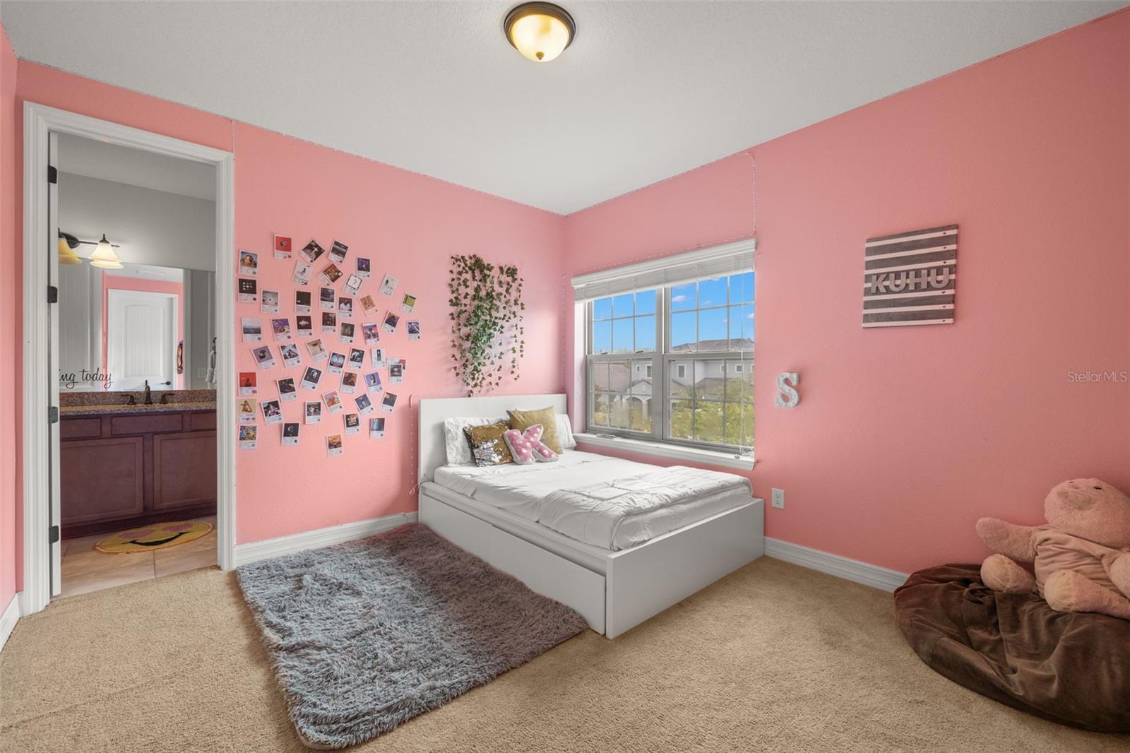 Image 26 of 32 For 18754 Birchwood Groves Drive