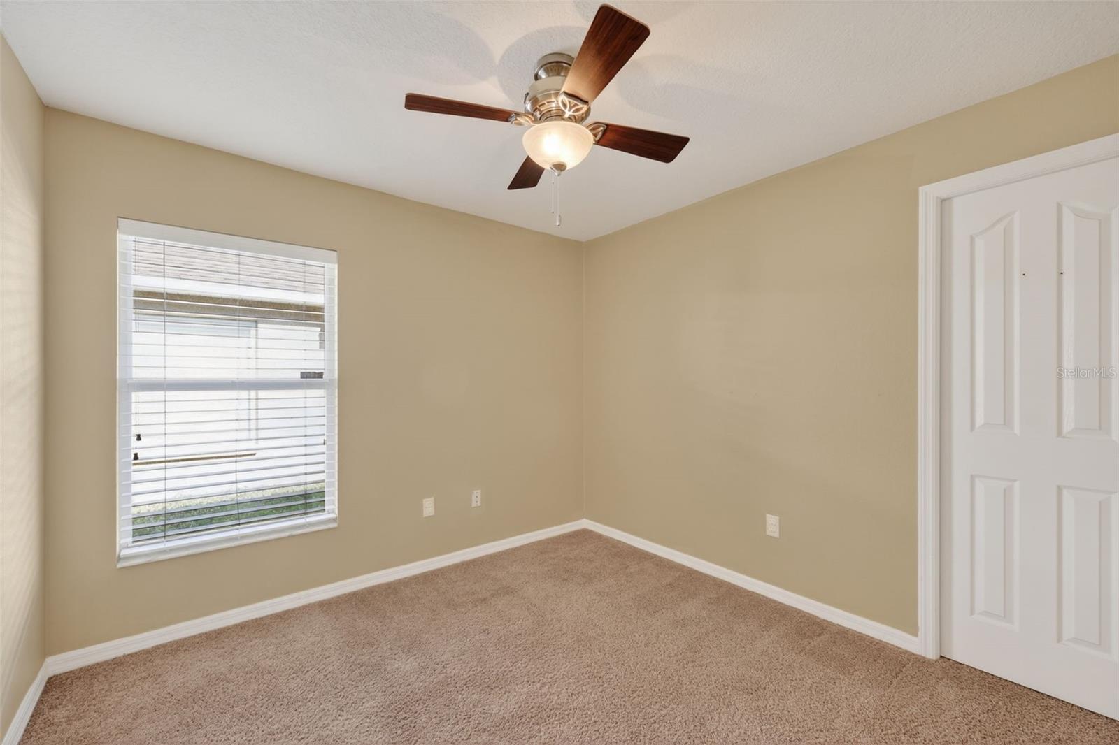 Image 16 of 37 For 10239 Woodford Bridge Street