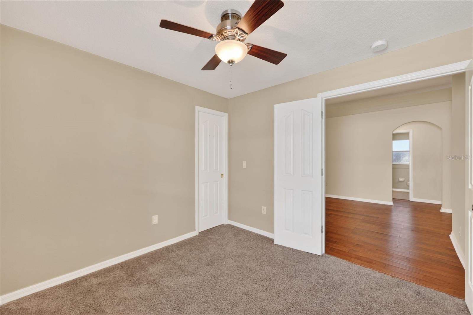 Image 17 of 37 For 10239 Woodford Bridge Street