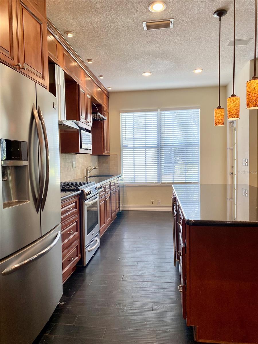 Image 14 of 47 For 10503 Chilmark Way