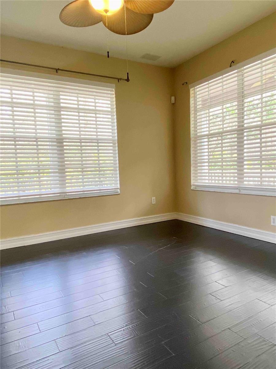 Image 16 of 47 For 10503 Chilmark Way