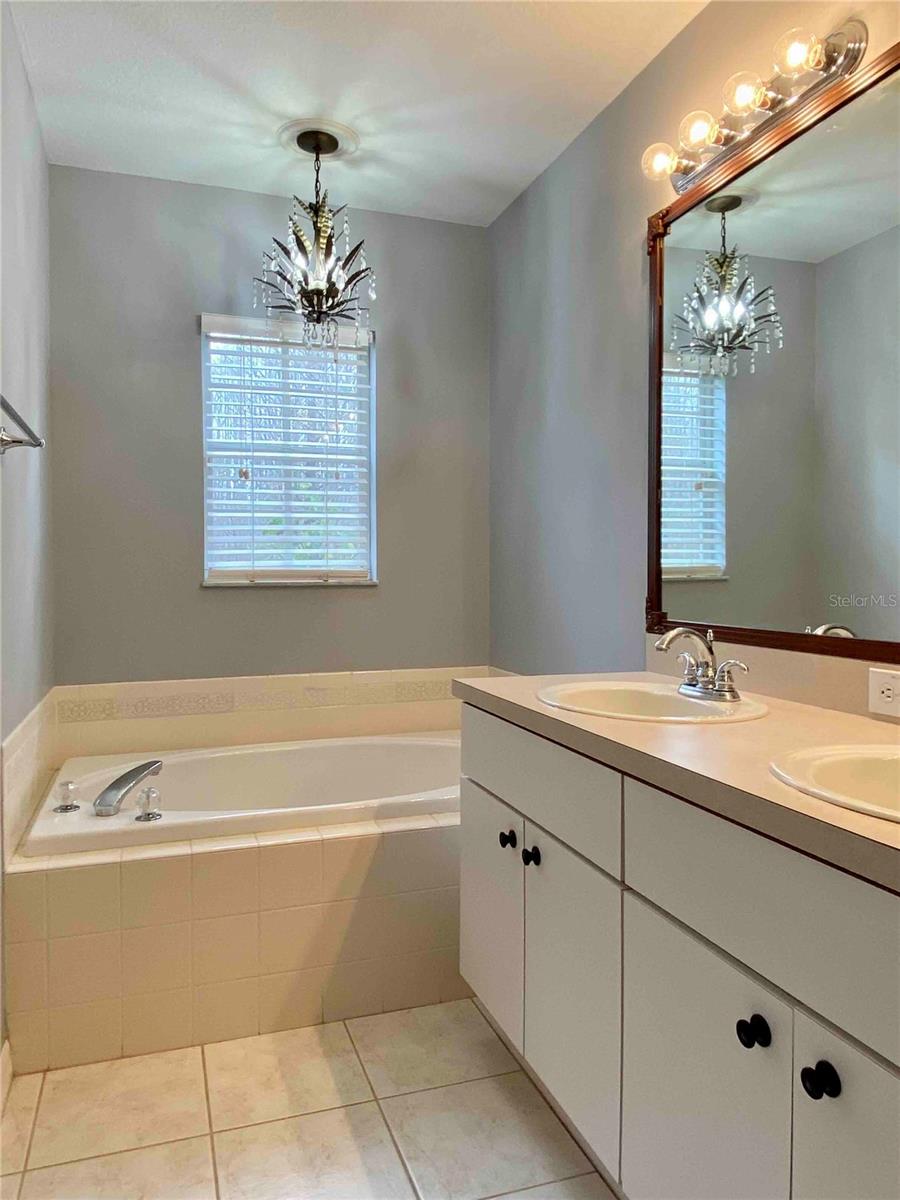 Image 29 of 47 For 10503 Chilmark Way