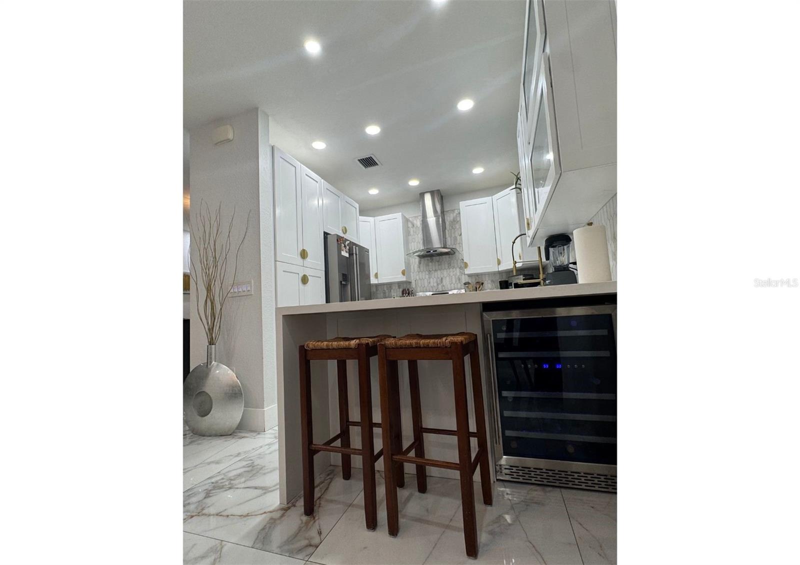 Image 10 of 44 For 1041 Ne 208th St