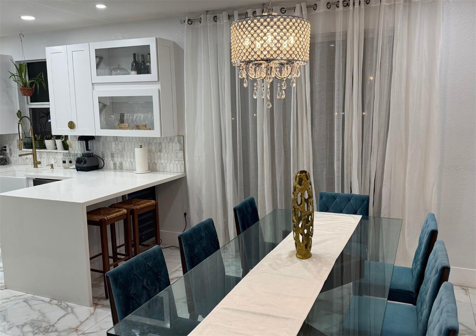 Image 13 of 44 For 1041 Ne 208th St