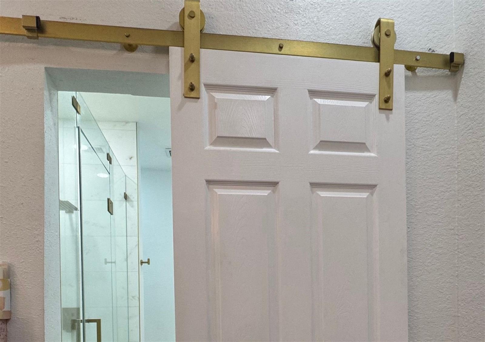 Image 17 of 44 For 1041 Ne 208th St