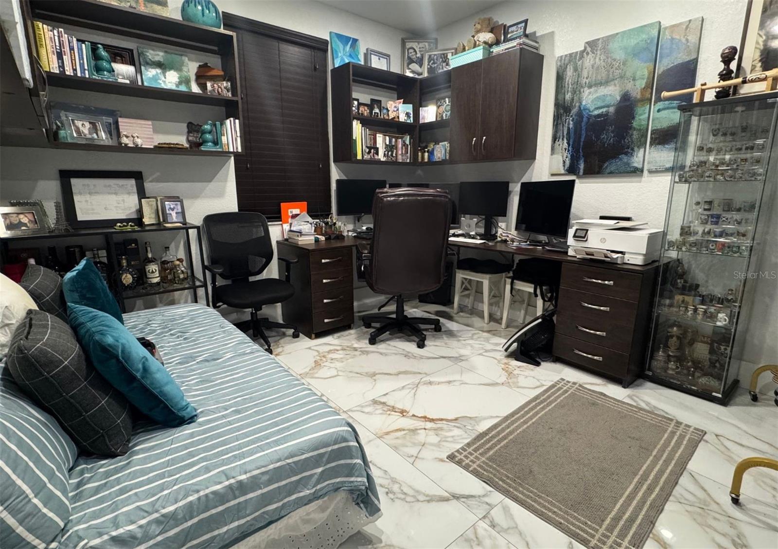 Image 27 of 44 For 1041 Ne 208th St