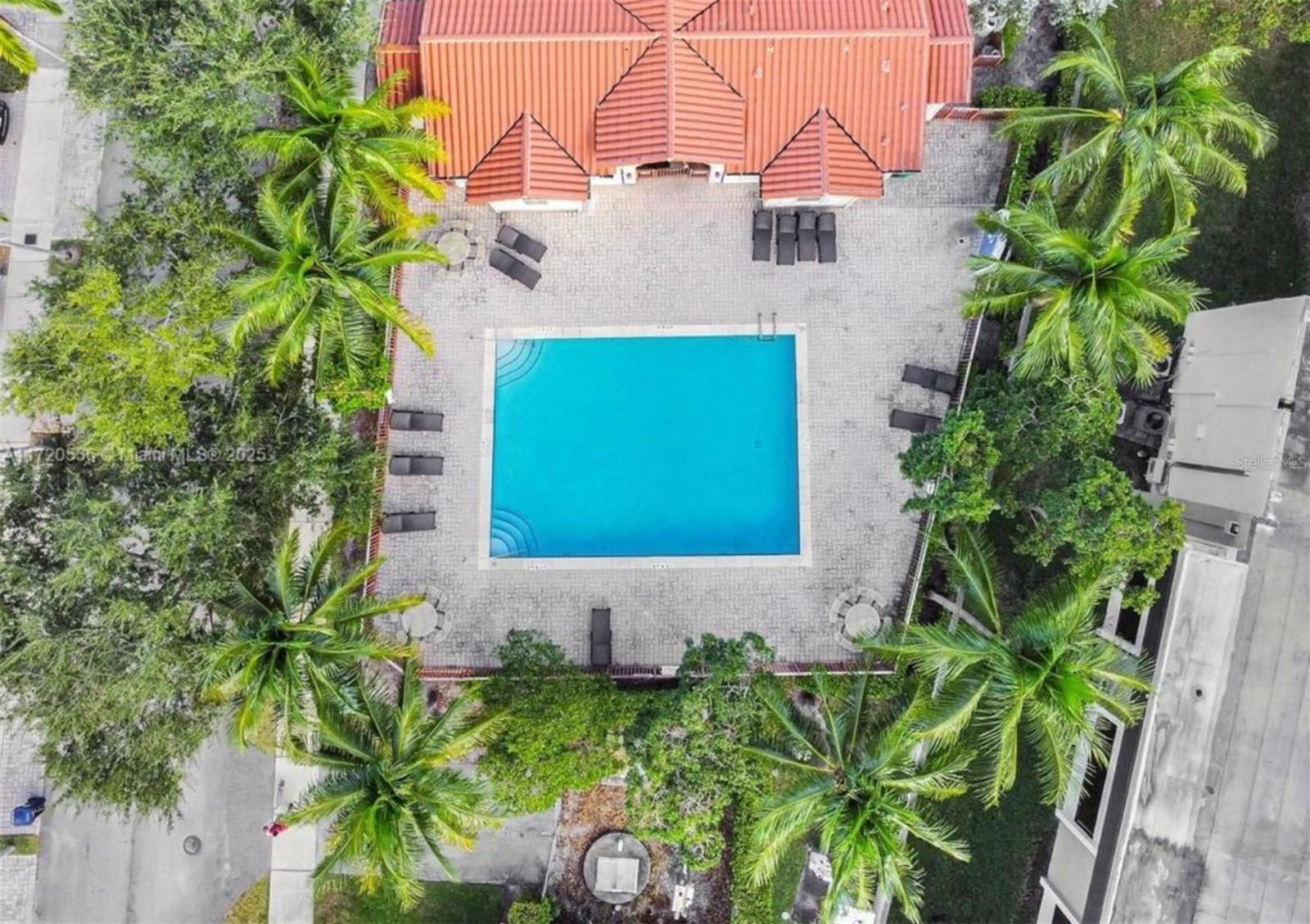 Image 33 of 44 For 1041 Ne 208th St