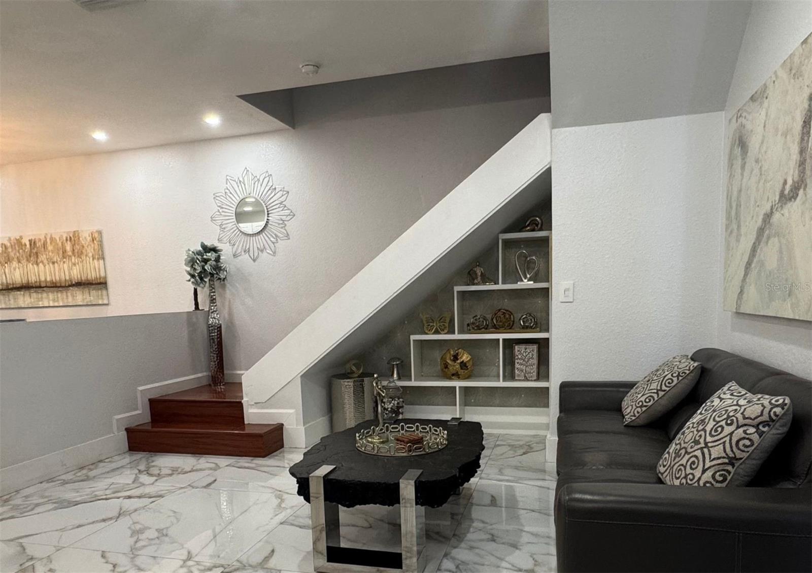 Image 6 of 44 For 1041 Ne 208th St