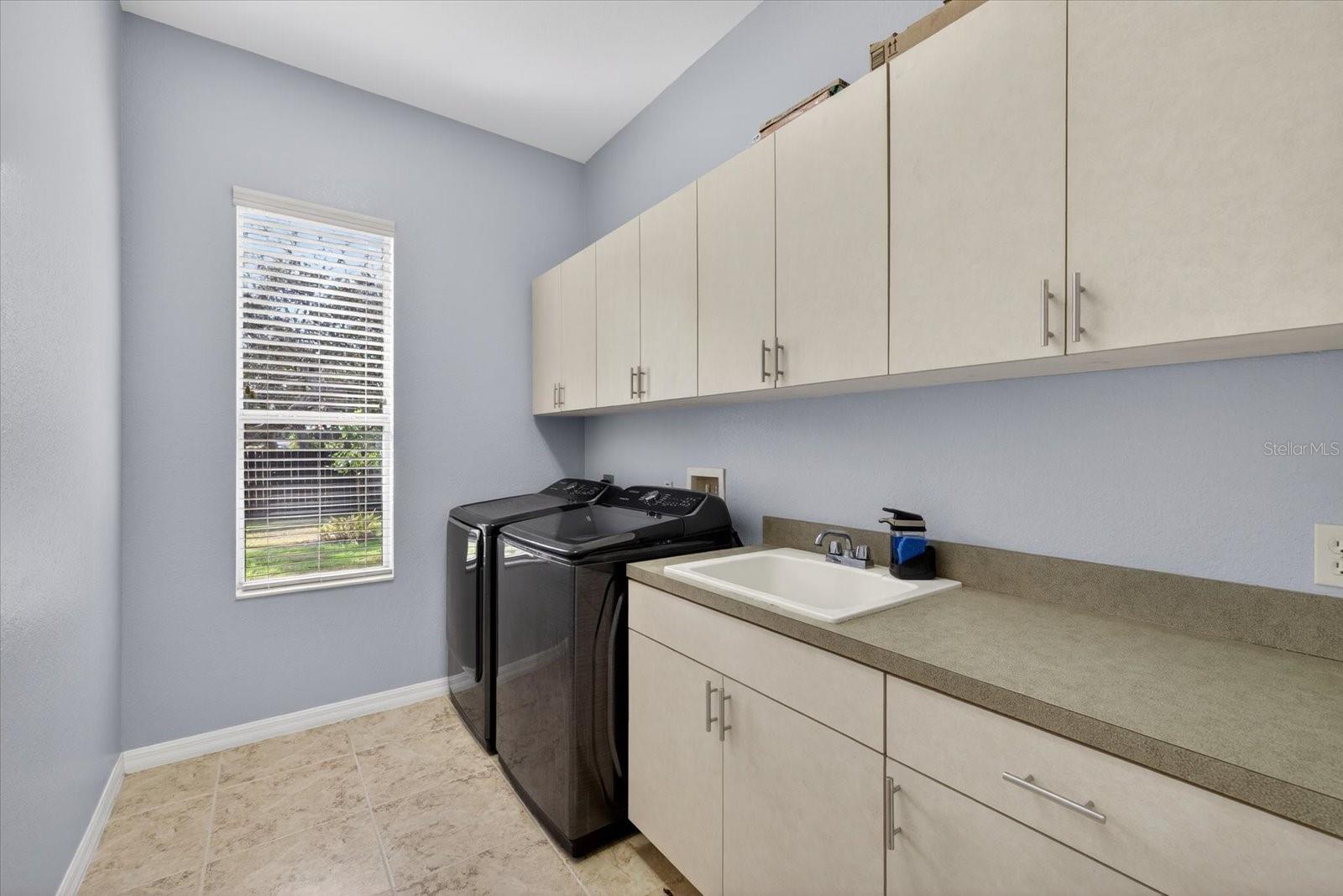 Image 41 of 81 For 13112 Brutus Drive