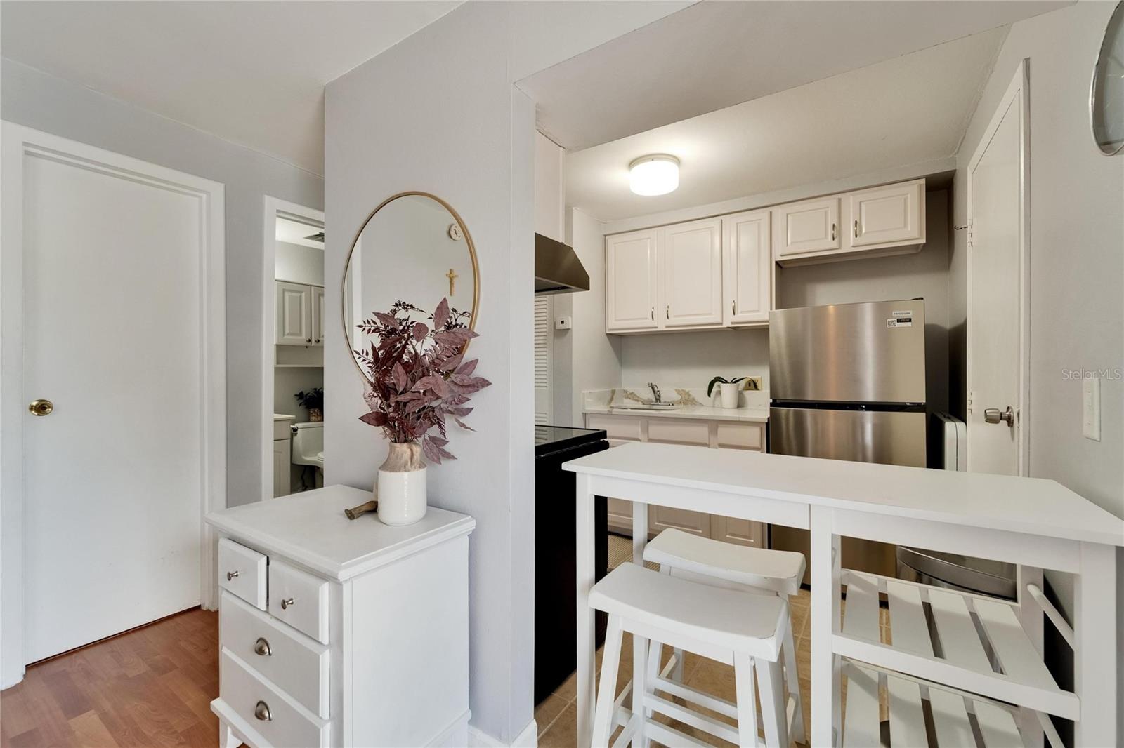 Image 16 of 55 For 4215 Bay Drive 1801e