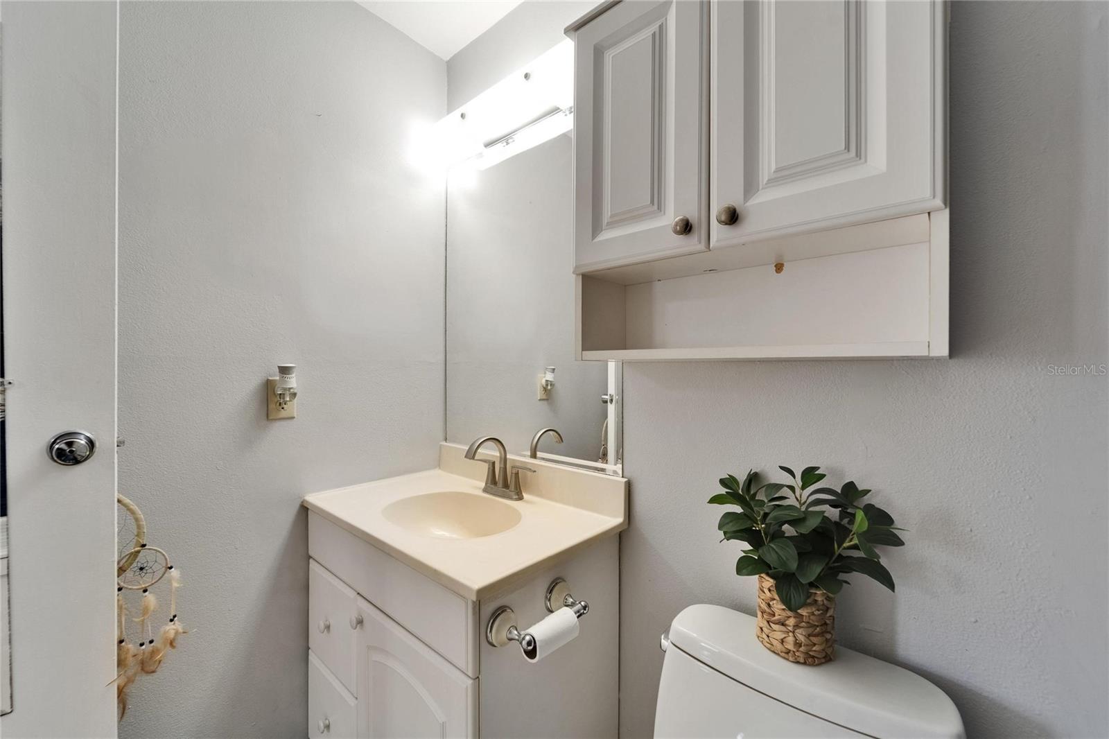 Image 24 of 55 For 4215 Bay Drive 1801e