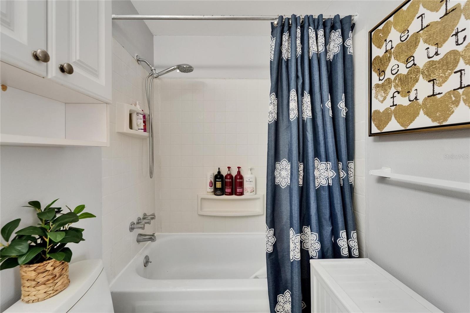 Image 25 of 55 For 4215 Bay Drive 1801e