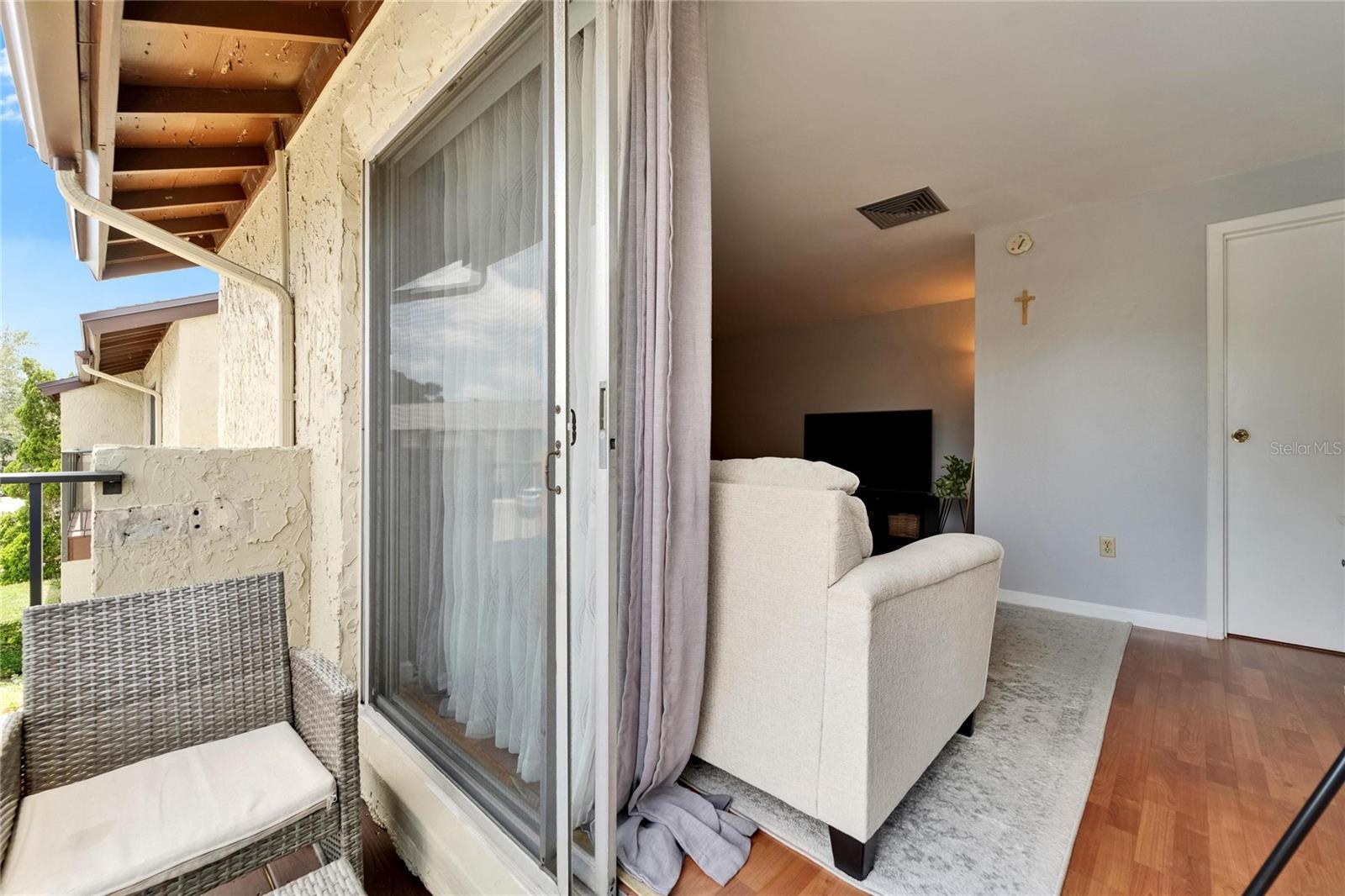 Image 29 of 55 For 4215 Bay Drive 1801e