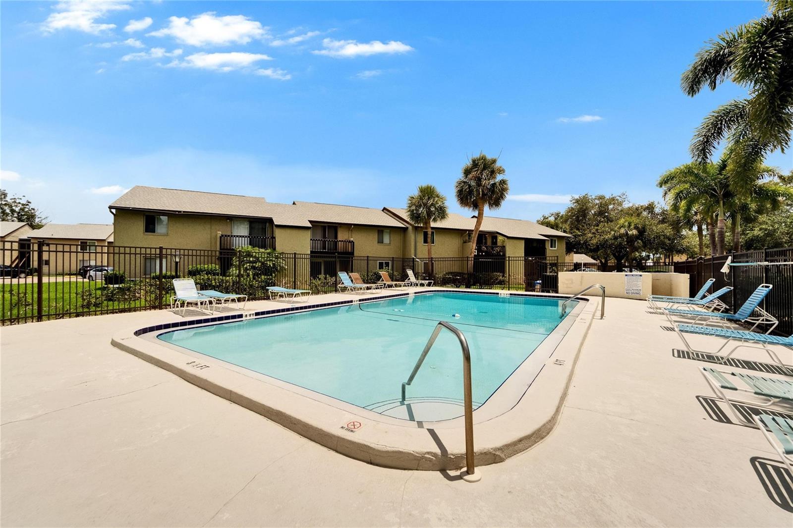 Image 36 of 55 For 4215 Bay Drive 1801e