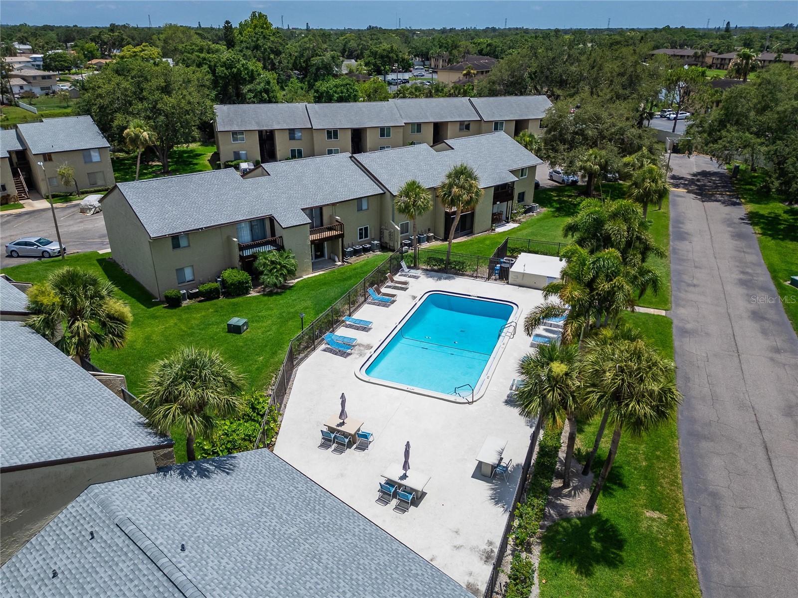 Image 42 of 55 For 4215 Bay Drive 1801e