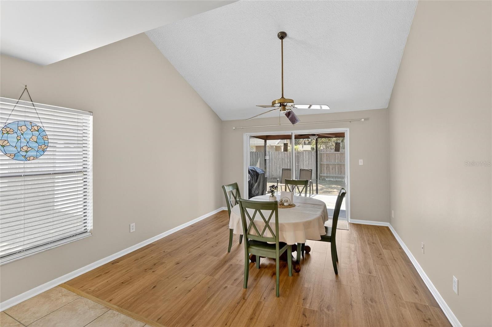 Image 14 of 49 For 614 Sandalwood Drive